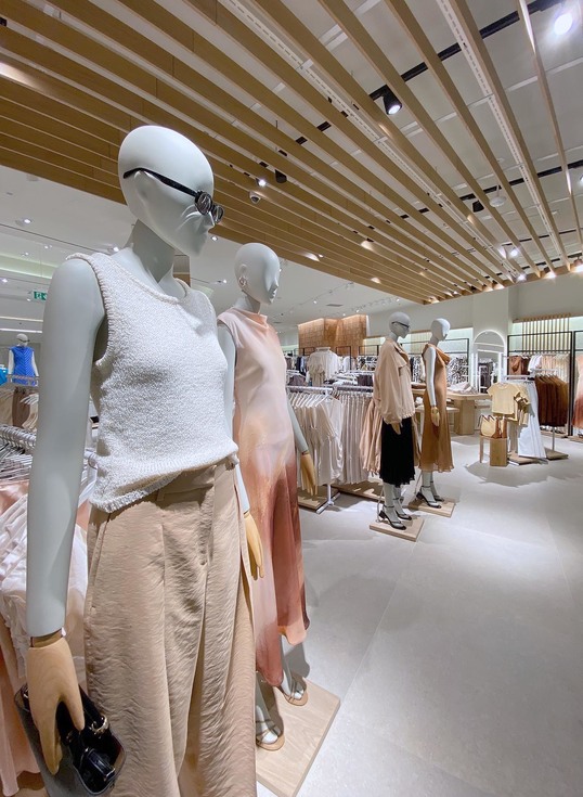 Mango_interier_2_mala